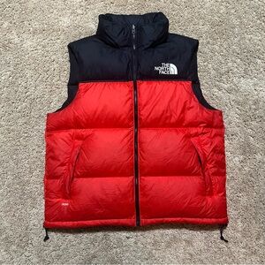 The North Face Men's Bold Red and Black Vest